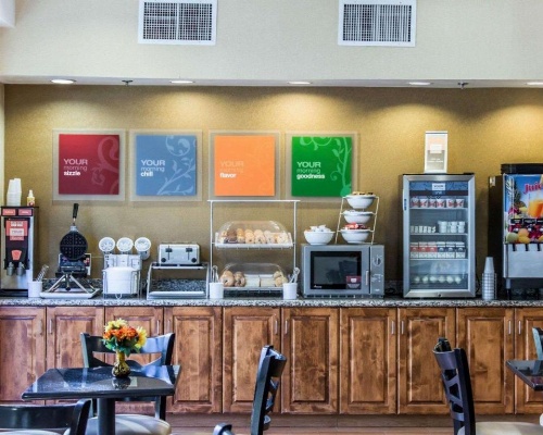 Comfort Suites Clayton - Garner image 10