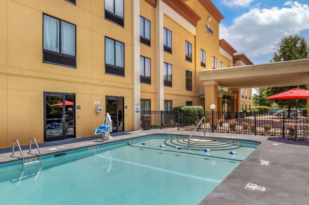 Comfort Suites Clayton - Garner Image 24