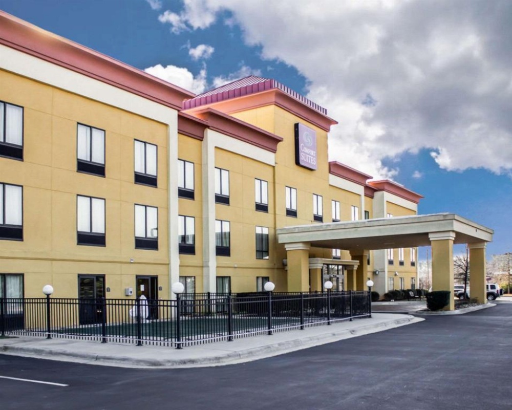 Comfort Suites Clayton - Garner Image 26