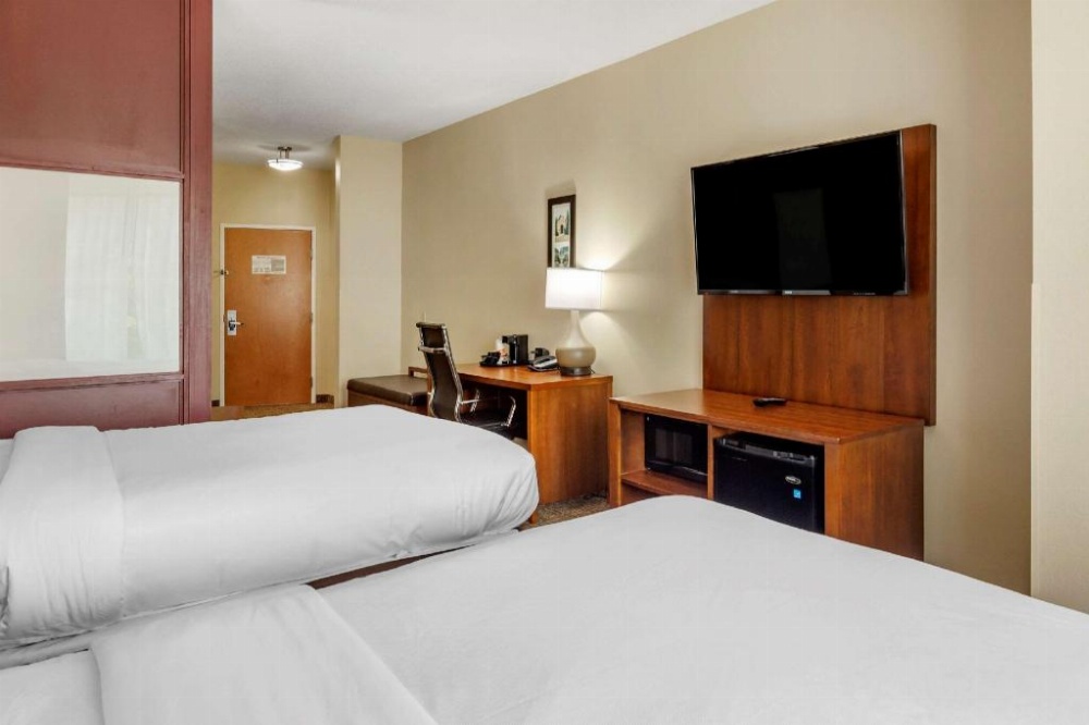 Comfort Suites Clayton - Garner Image 35