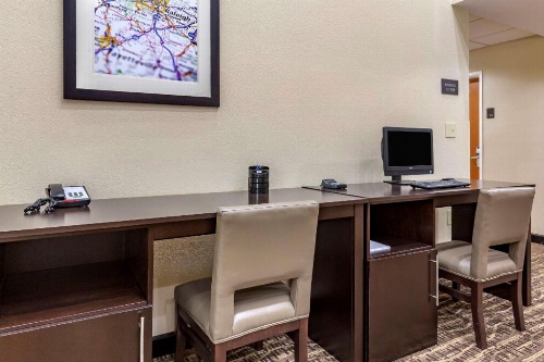 Comfort Suites Clayton - Garner image 6